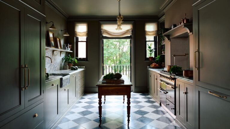 Professional Top Galley Kitchen Plans: Analytical Layout Guide
